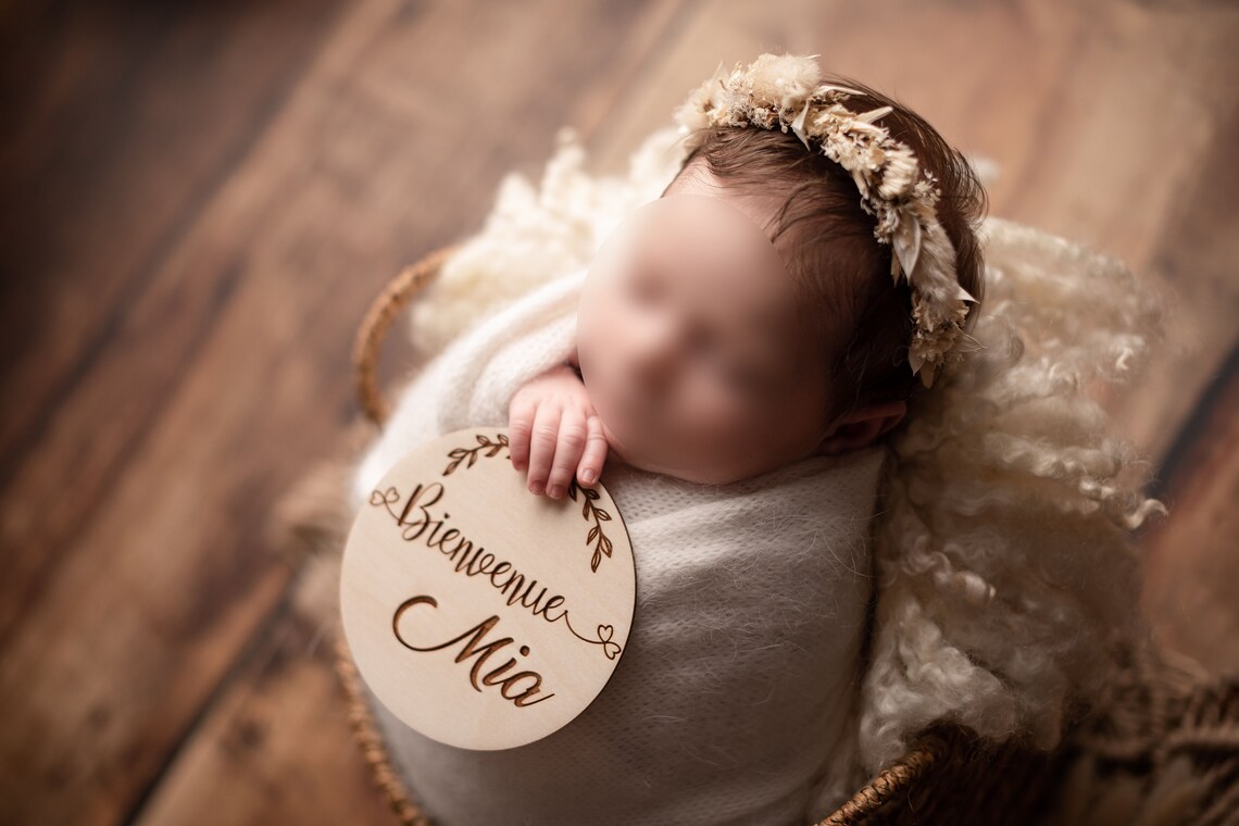 اسم شخصي بطاقة ميلاد خشبية ، ت - مراجعة Photography Names وسعره