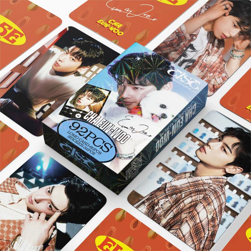 92 قطعة من بطاقات LOMO التذكار - مراجعة Photography News وسعره